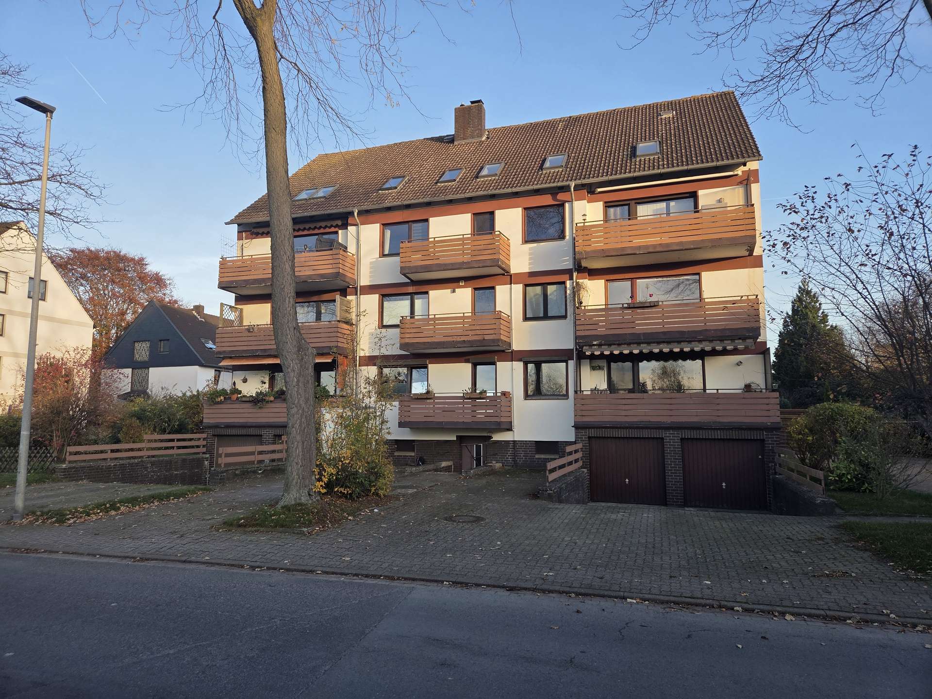 eigentumswohnung-mit-balkon-stellplatz-in-lohnde